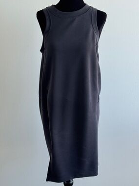 Lululemon Sleeveless Tank Shift Dress with Pockets Black / Graphite